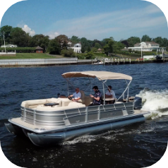 Pontoon boat